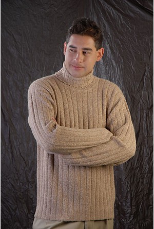 Channeled sweater with high neck made with mixed yarn