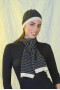 Pea-spotted scarf with white girdle